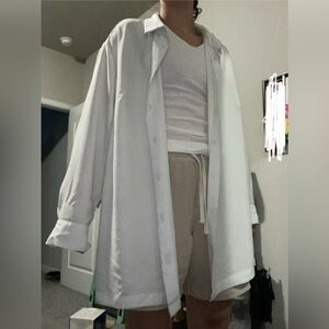 Jones and Co 1X white oversized button up dress shirt